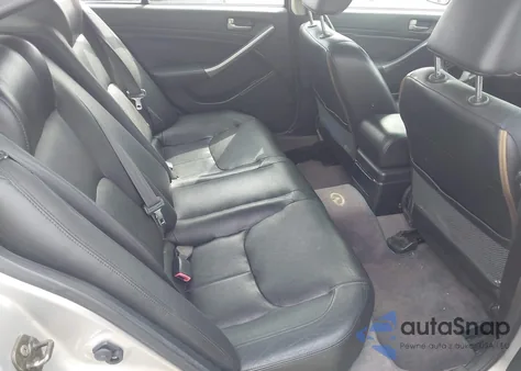 2004 Infiniti G35X z USA, uszkodzony, nr VIN JNKCV51F74M702294